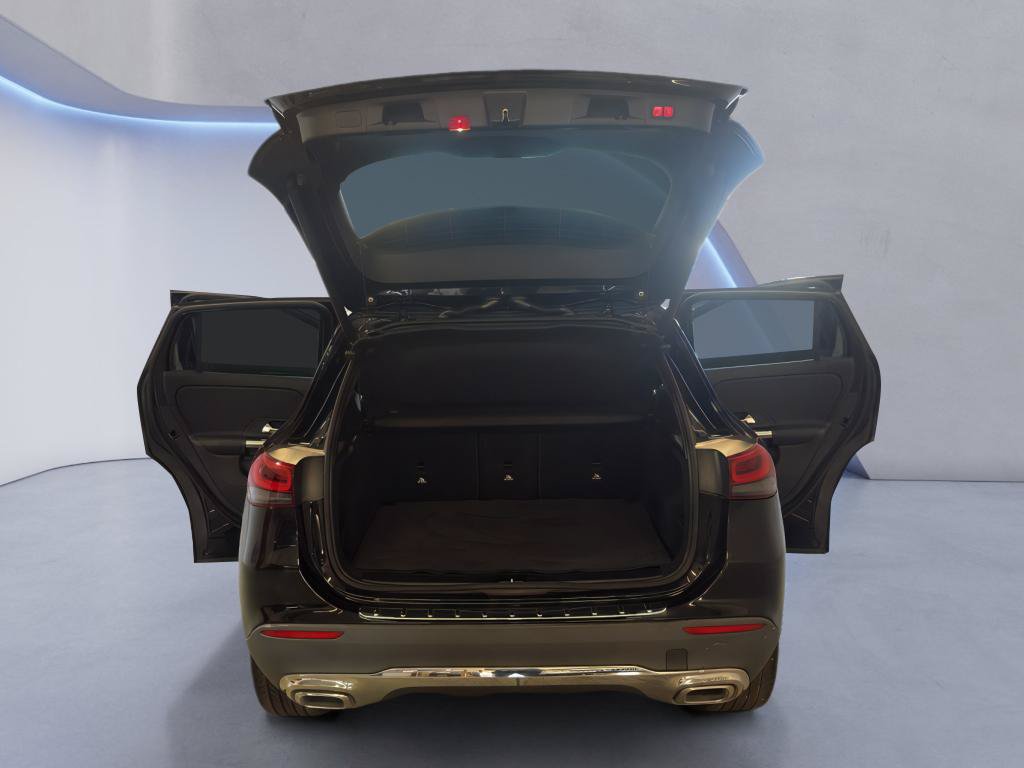 Used 2021 Mercedes-Benz GLA 250 w/ Premium Package image 13