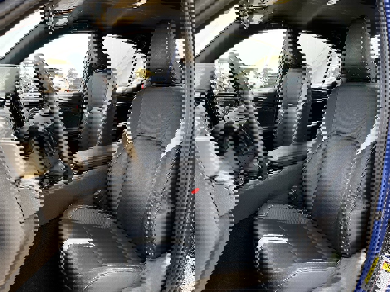 Used 2025 Toyota Camry SE image 22