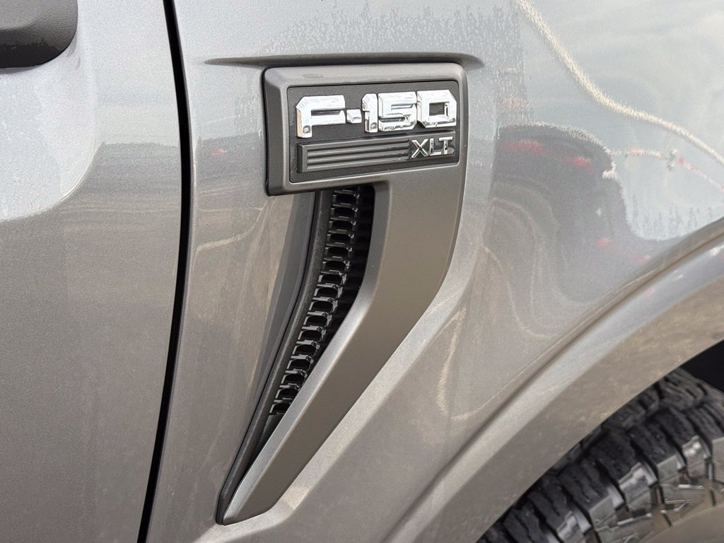 Used 2022 Ford F150 XLT w/ Equipment Group 302A High AWD/4WD image 22