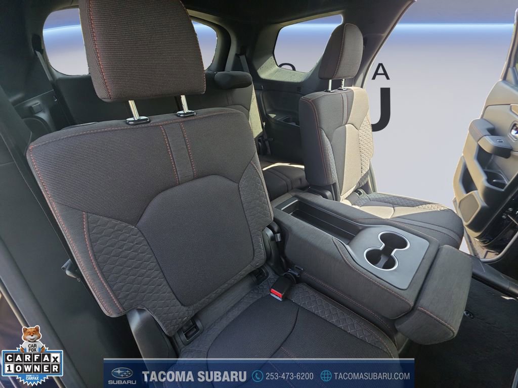 Used 2025 Honda Pilot Sport image 18