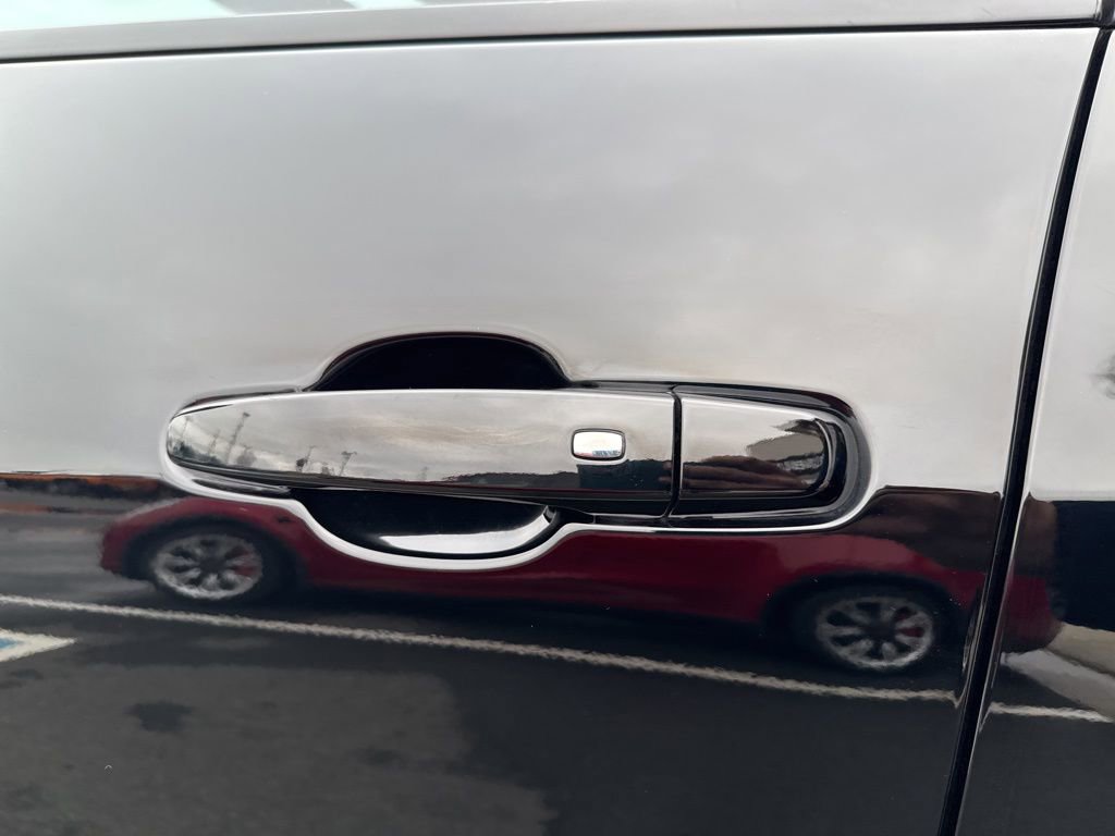 Used 2023 Chevrolet Blazer LT w/ Midnight/Sport Edition image 12