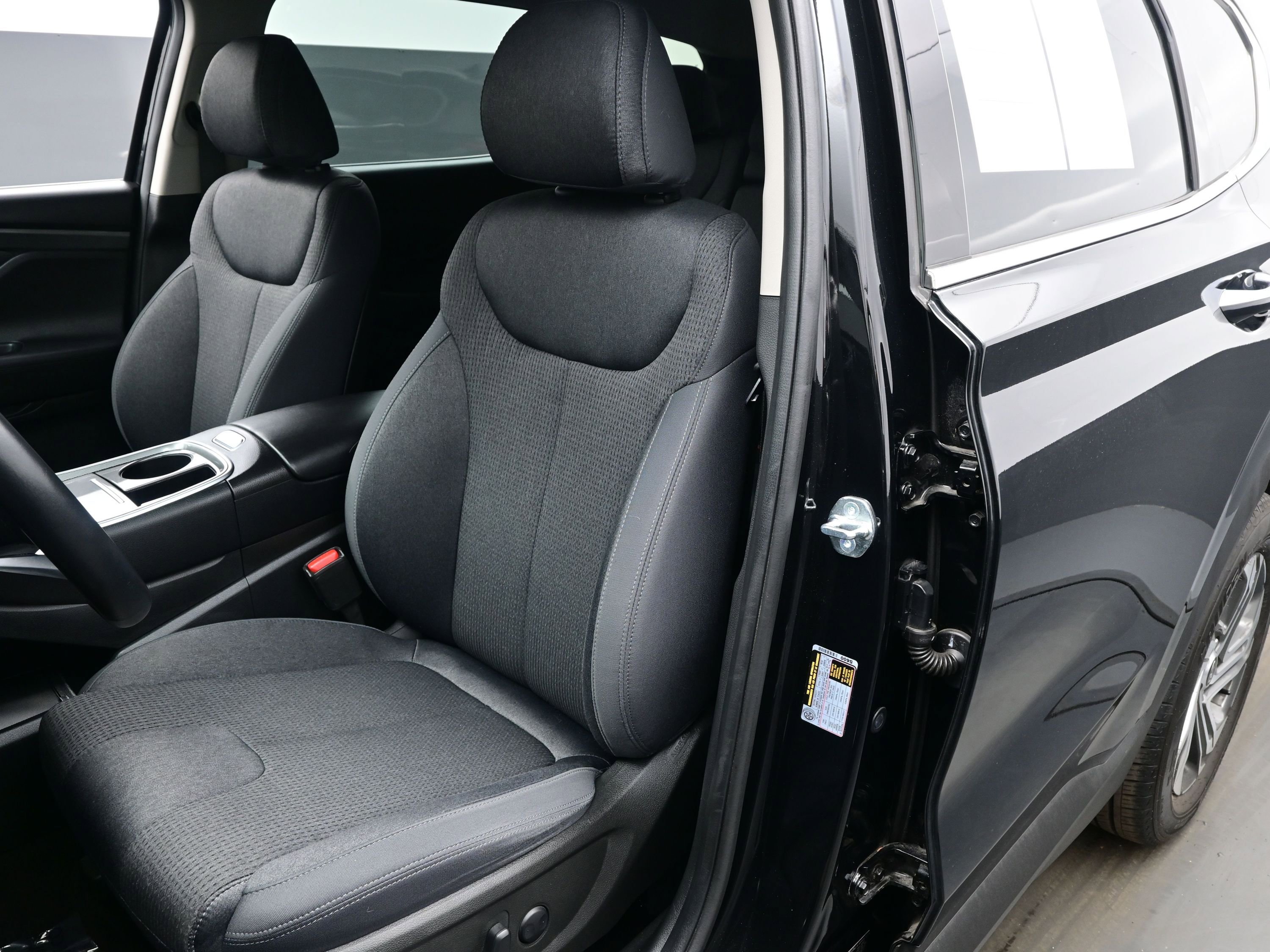 Certified 2023 Hyundai Santa Fe SEL image 11