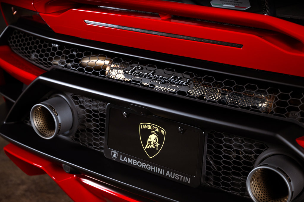 Used 2021 Lamborghini Huracan EVO RWD image 46