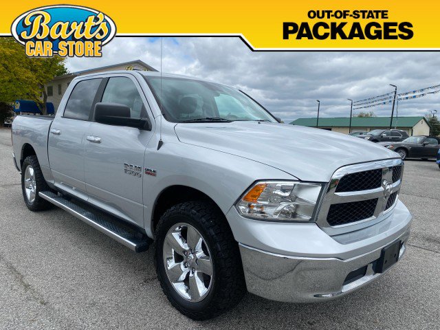 Used 2018 RAM 1500 Classic SLT AWD/4WD image 1