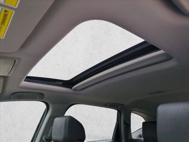 Used 2018 Honda CR-V Touring image 16