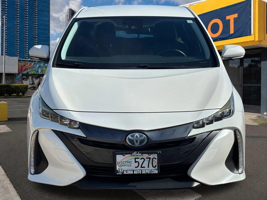 Used 2018 Toyota Prius Prime Plus FWD image 7