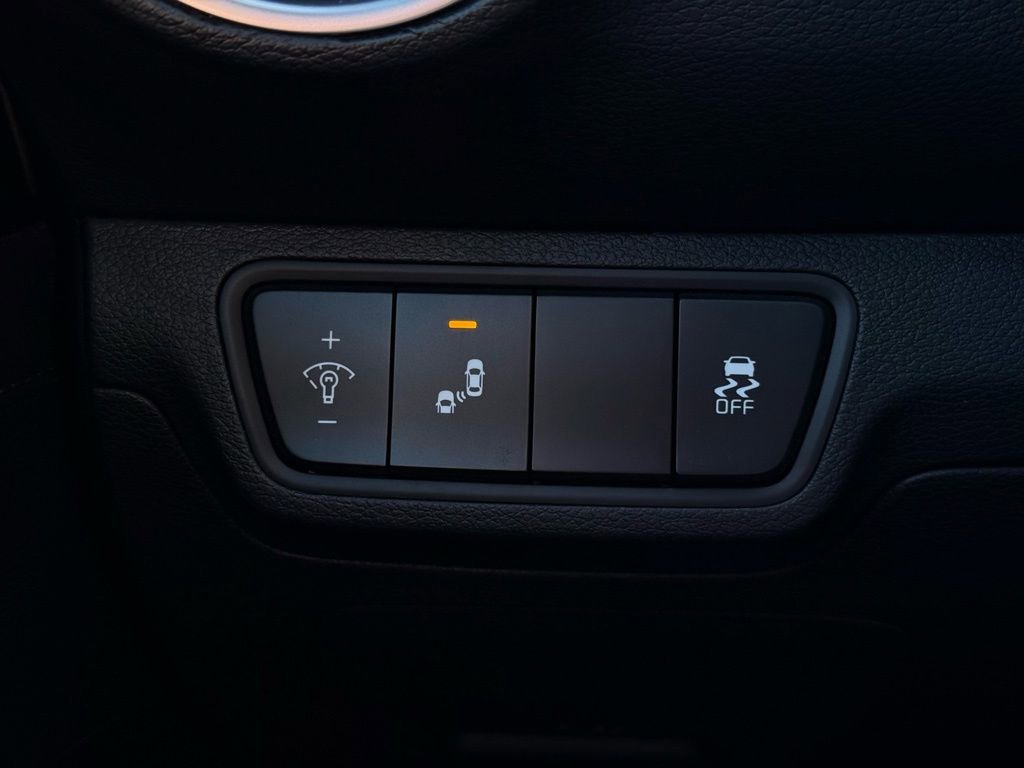 Certified 2023 Kia Forte GT-Line image 25