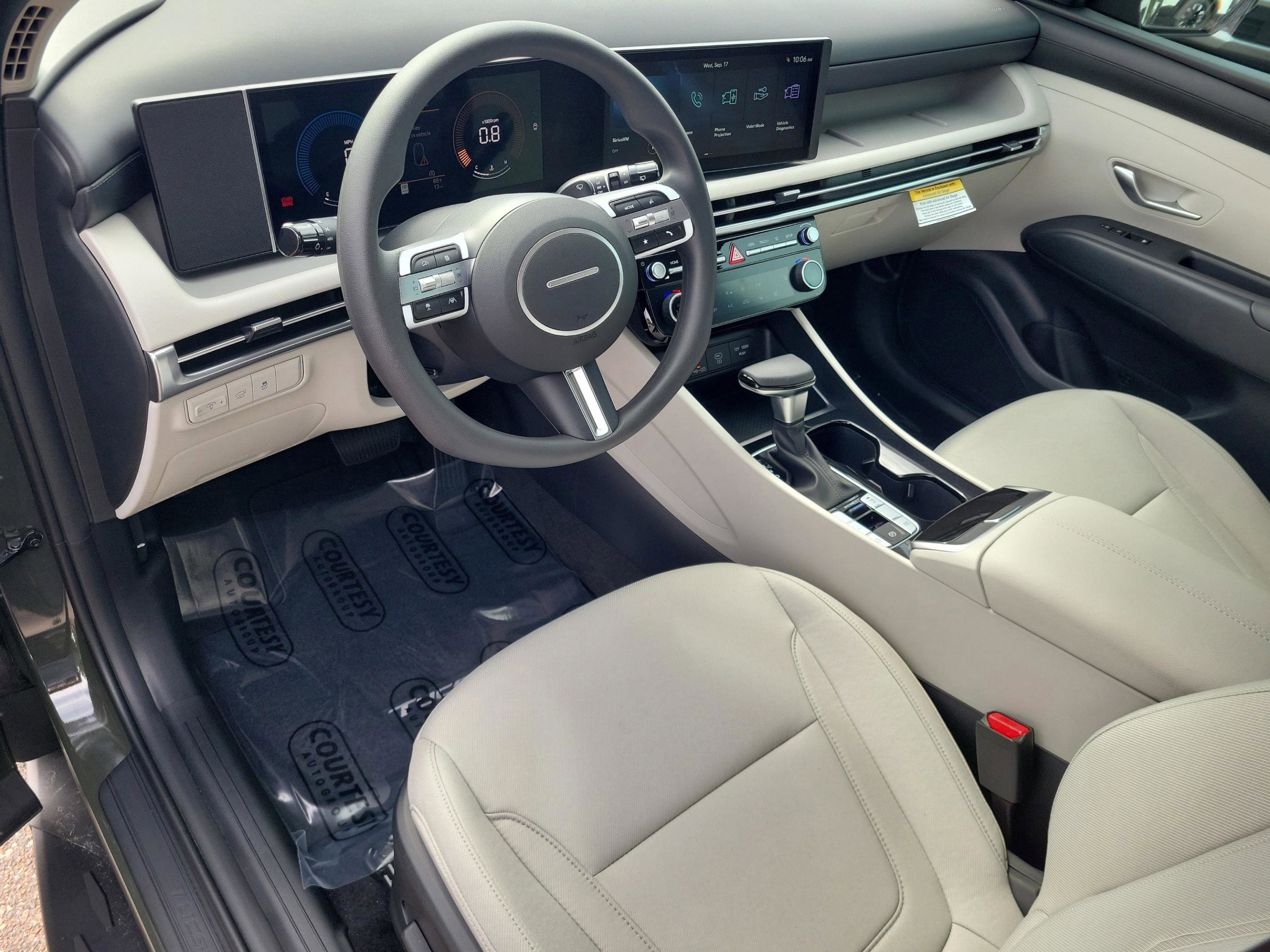 New 2026 Hyundai Tucson SEL image 11