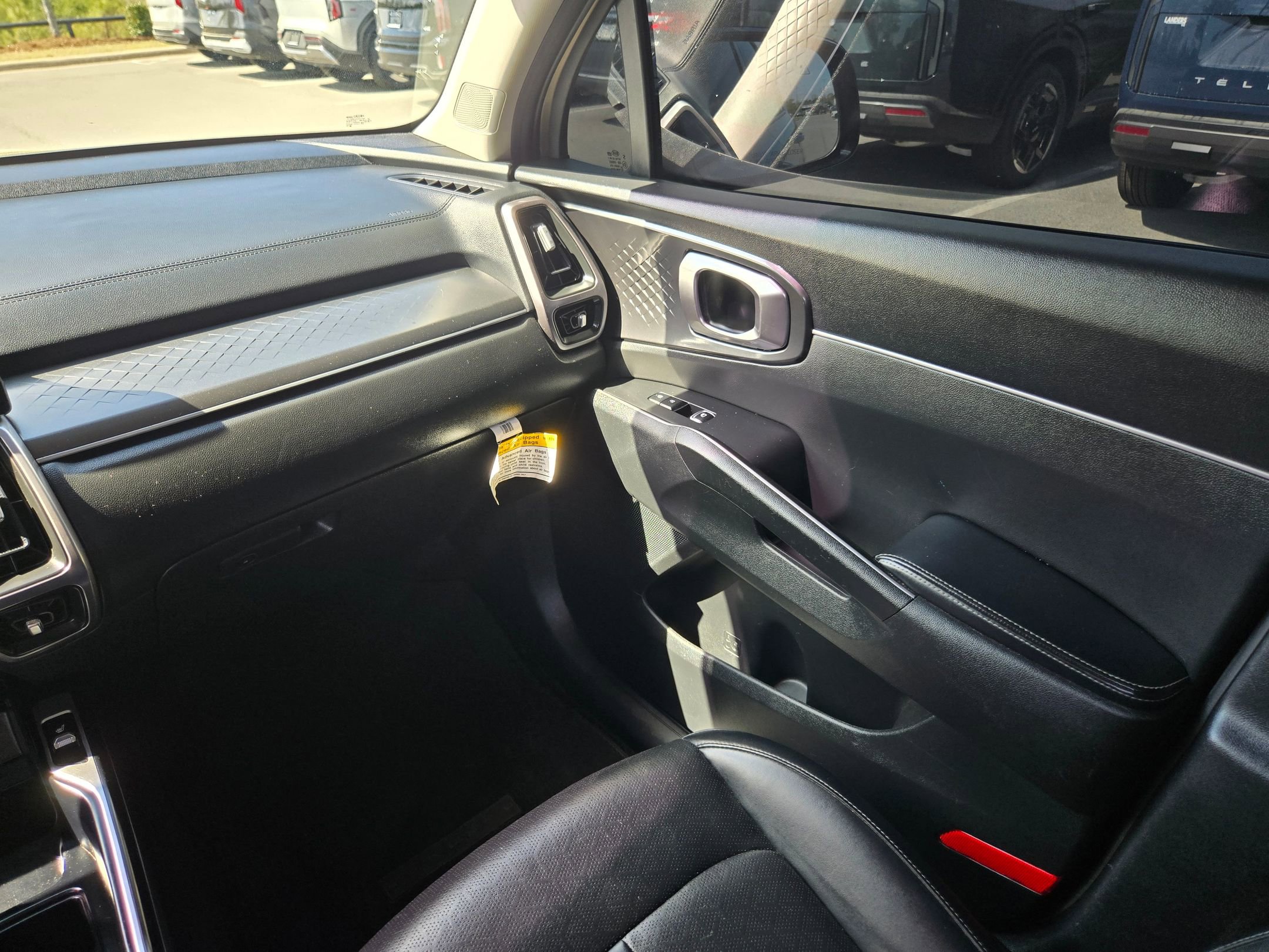 Used 2021 Kia Sorento S w/ Panoramic Sunroof Package image 11