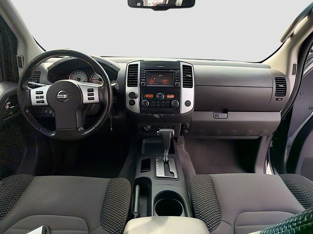 Used 2018 Nissan Frontier PRO-4X image 17