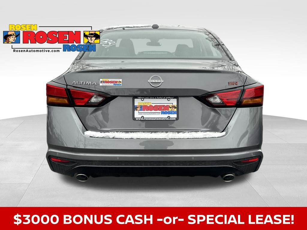 New 2025 Nissan Altima 2.5 SR w/ SR Premium Package image 4