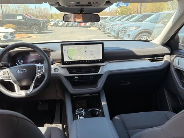 New 2025 Ford Explorer Active image 6