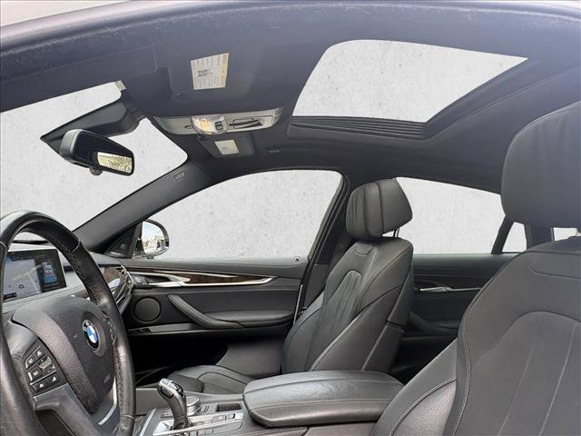 Used 2017 BMW X6 sDrive35i image 11