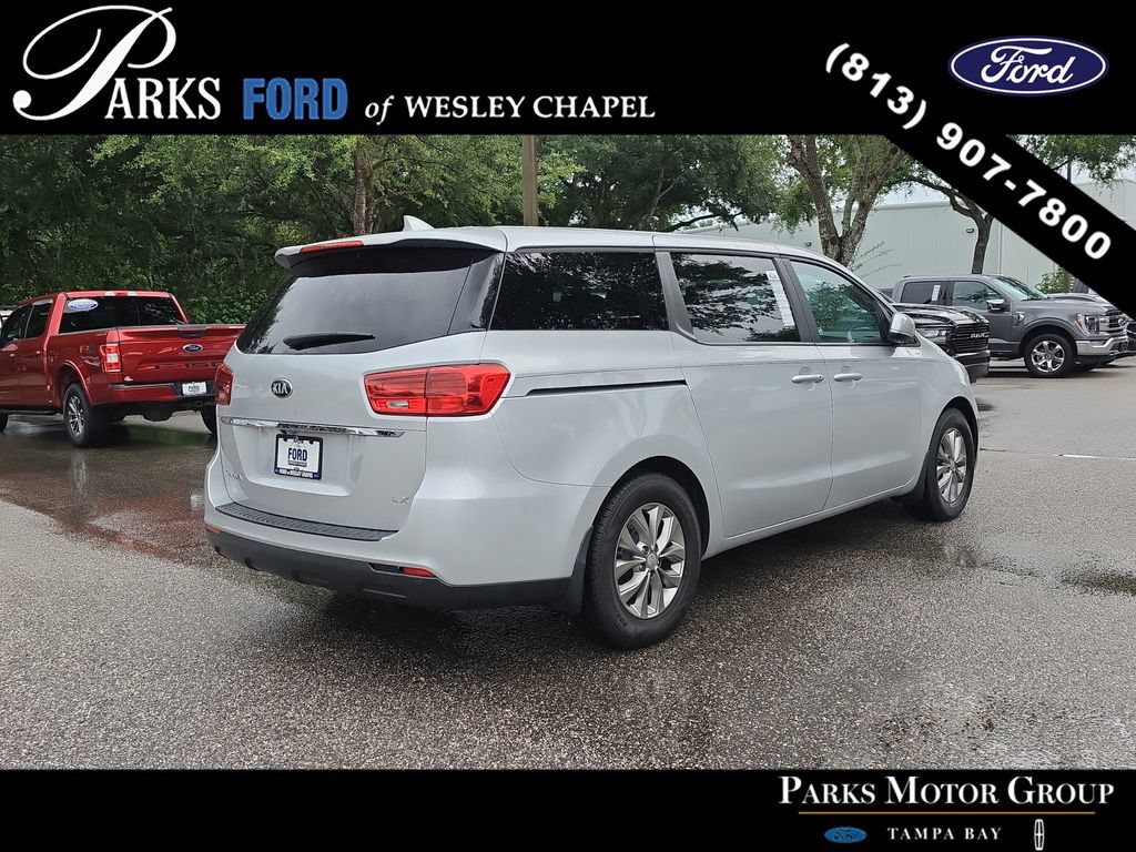 Used 2021 Kia Sedona LX FWD image 5