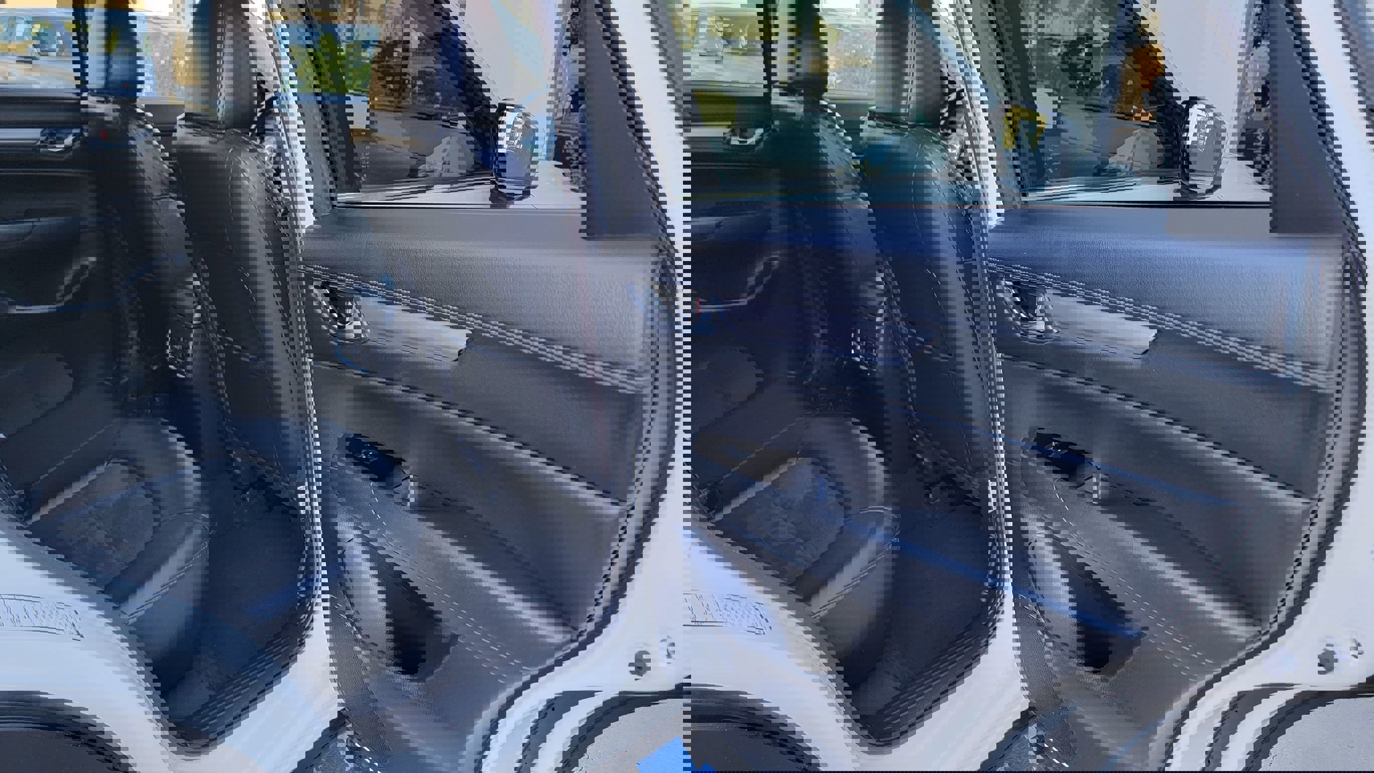 Used 2021 MAZDA CX-5 Touring image 27