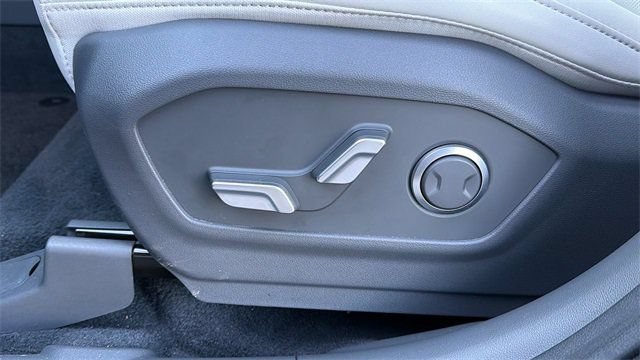 Certified 2025 Hyundai Santa Fe SEL AWD/4WD image 14