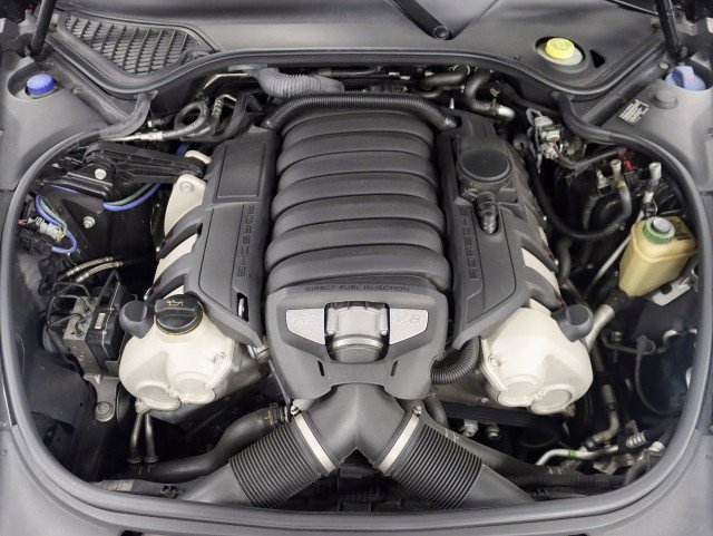 Used 2011 Porsche Panamera S image 38