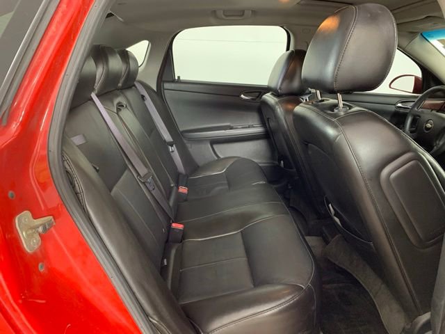 Used 2009 Chevrolet Impala LT FWD image 23