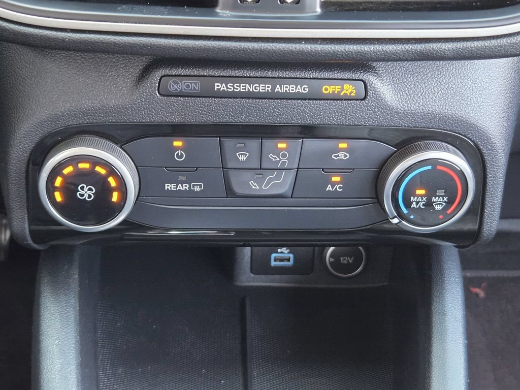 Used 2021 Ford Escape SE FWD image 16