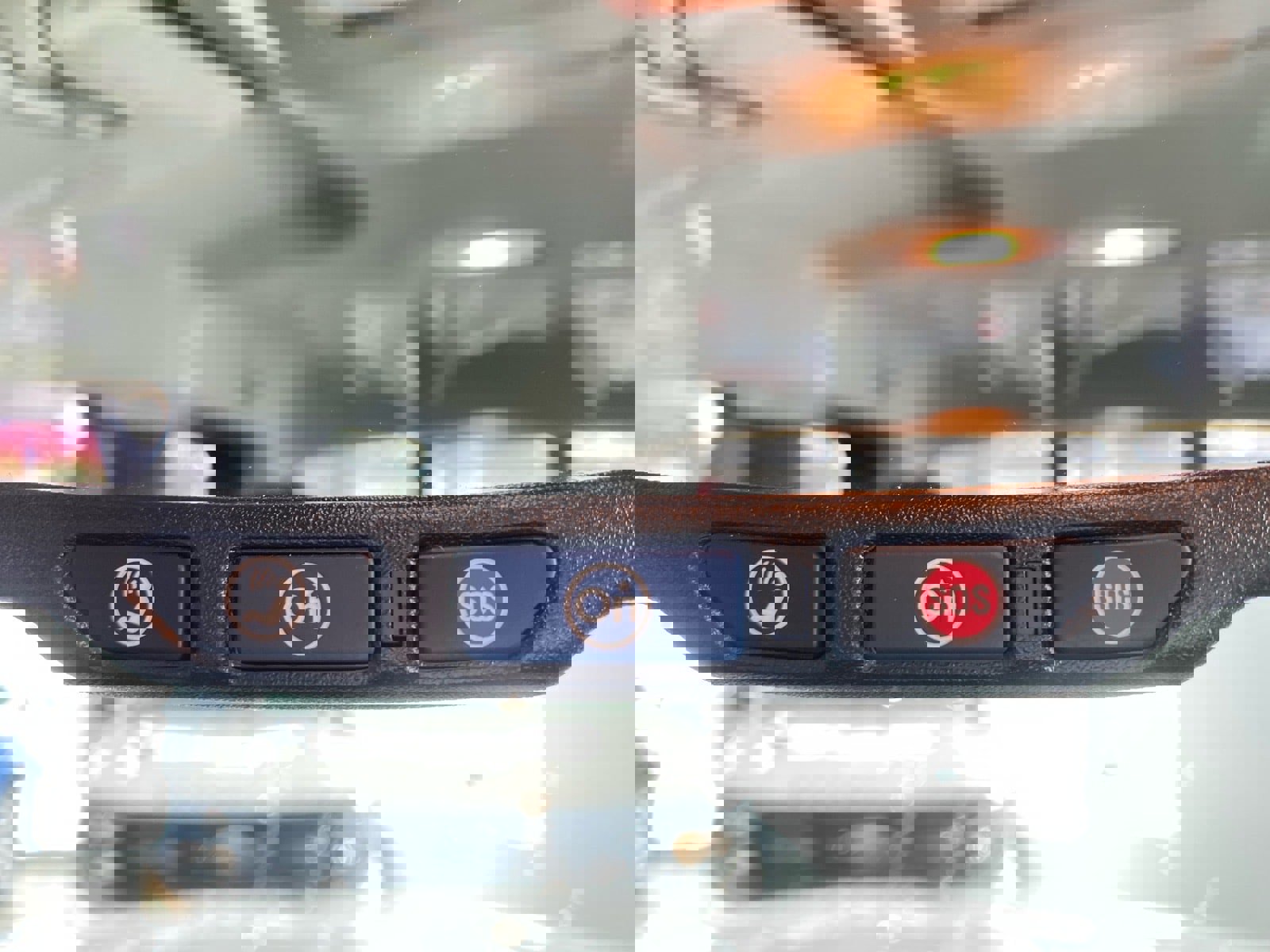 Used 2018 Chevrolet Colorado LT w/ Redline Special Edition image 12