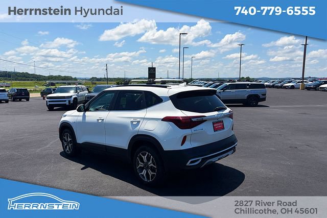 Used 2023 Kia Seltos EX AWD/4WD image 5