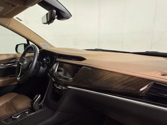 Used 2020 Cadillac XT6 Premium Luxury w/ Platinum Package FWD image 33