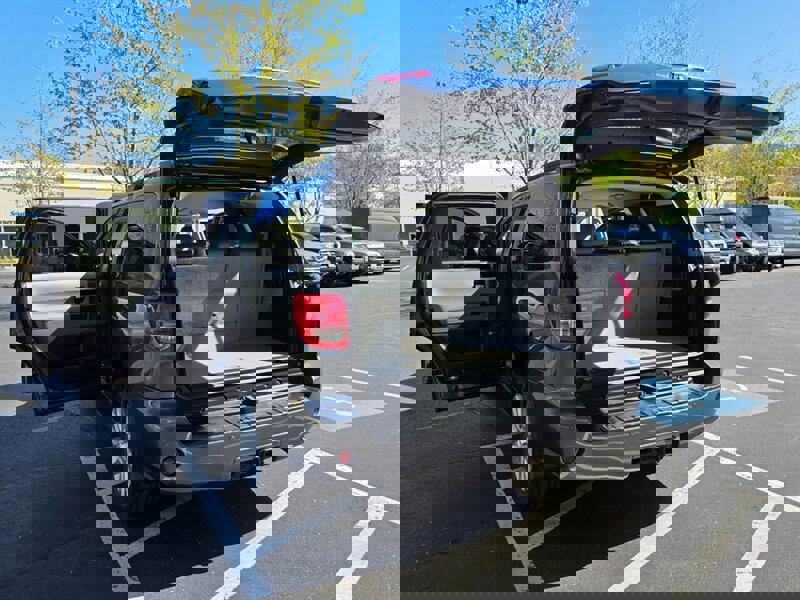 Used 2011 Toyota Sequoia Platinum AWD/4WD image 27