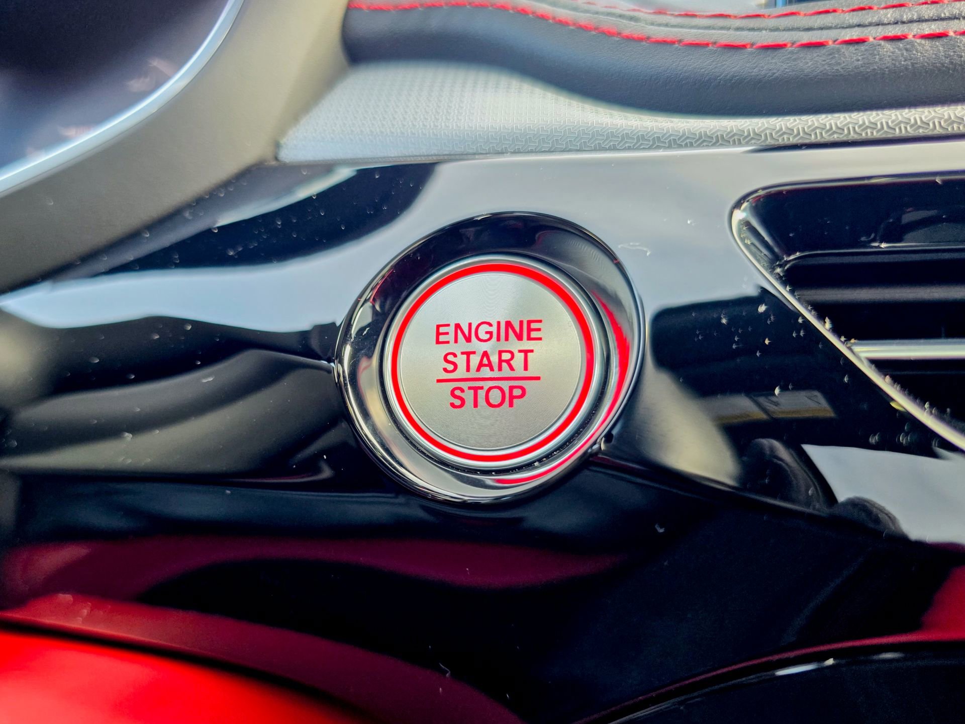 Used 2025 Acura MDX A-Spec image 47