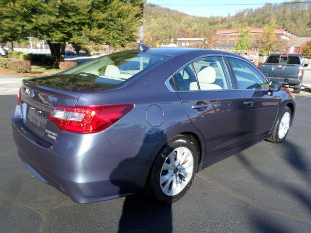 Used 2017 Subaru Legacy 2.5i Premium image 6