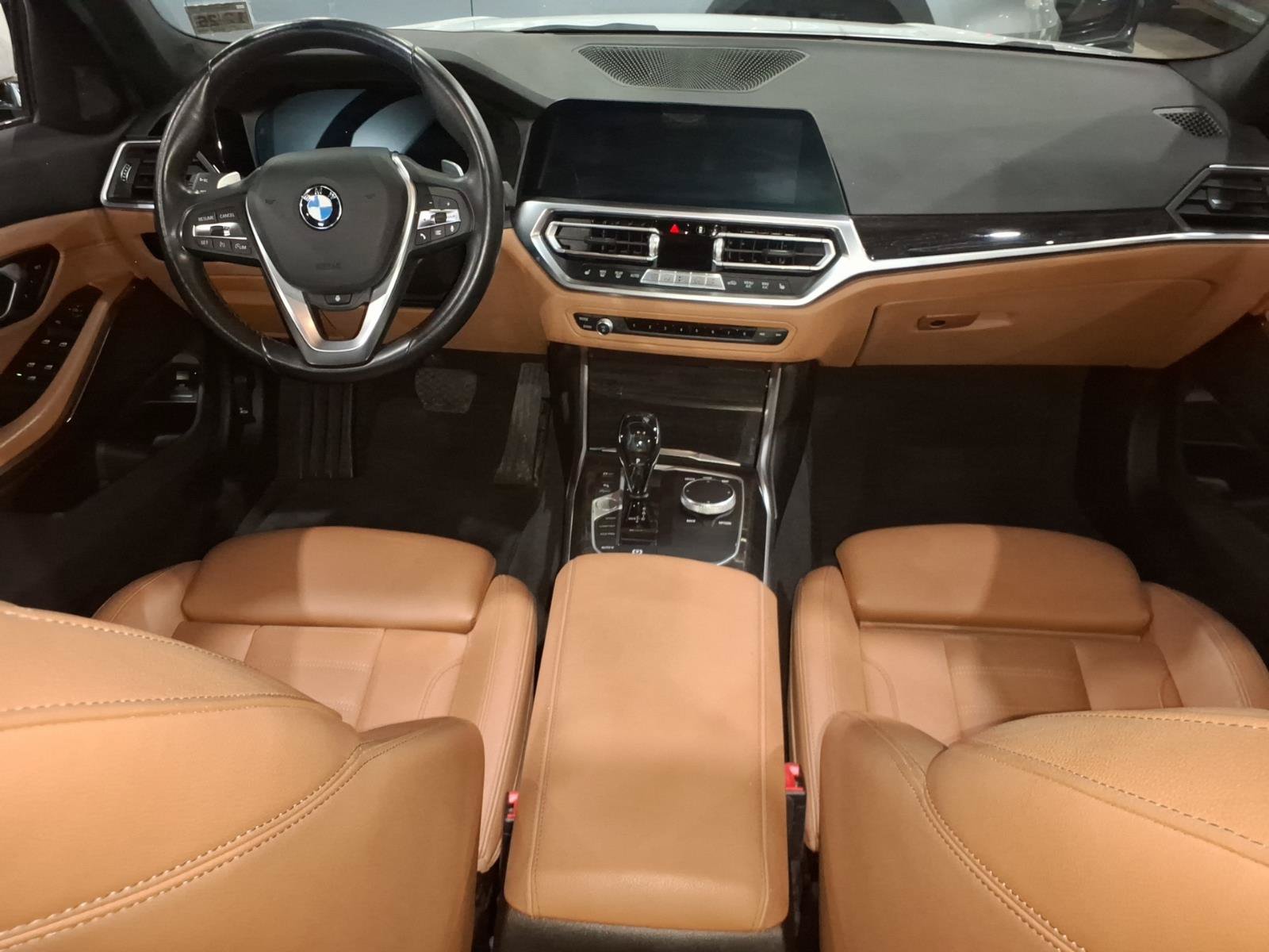 Used 2021 BMW 330i xDrive Sedan w/ Premium Package AWD/4WD image 13