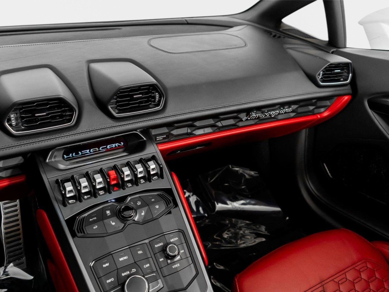 Used 2018 Lamborghini Huracan LP 580-2 image 31