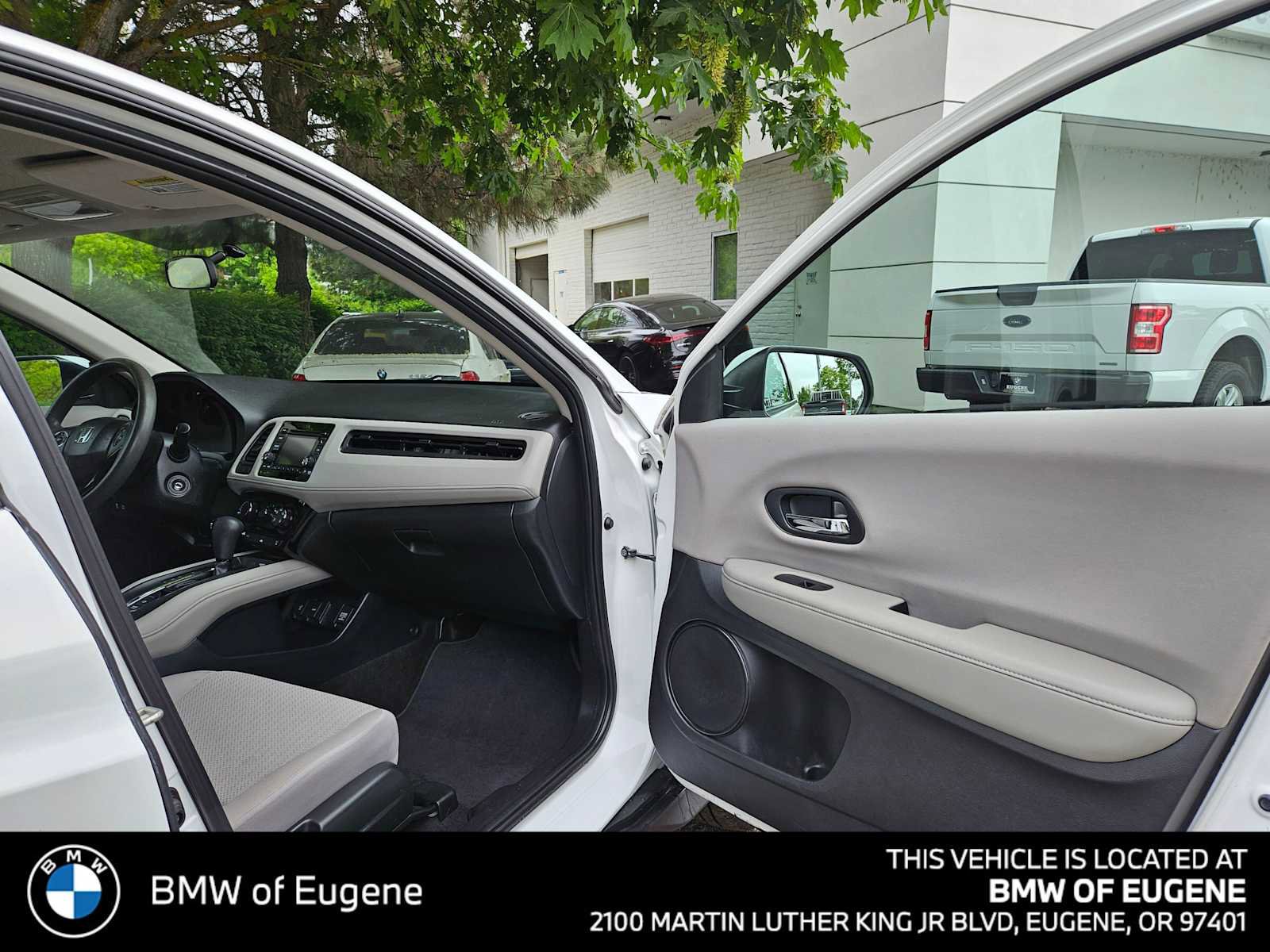 Used 2017 Honda HR-V LX image 10