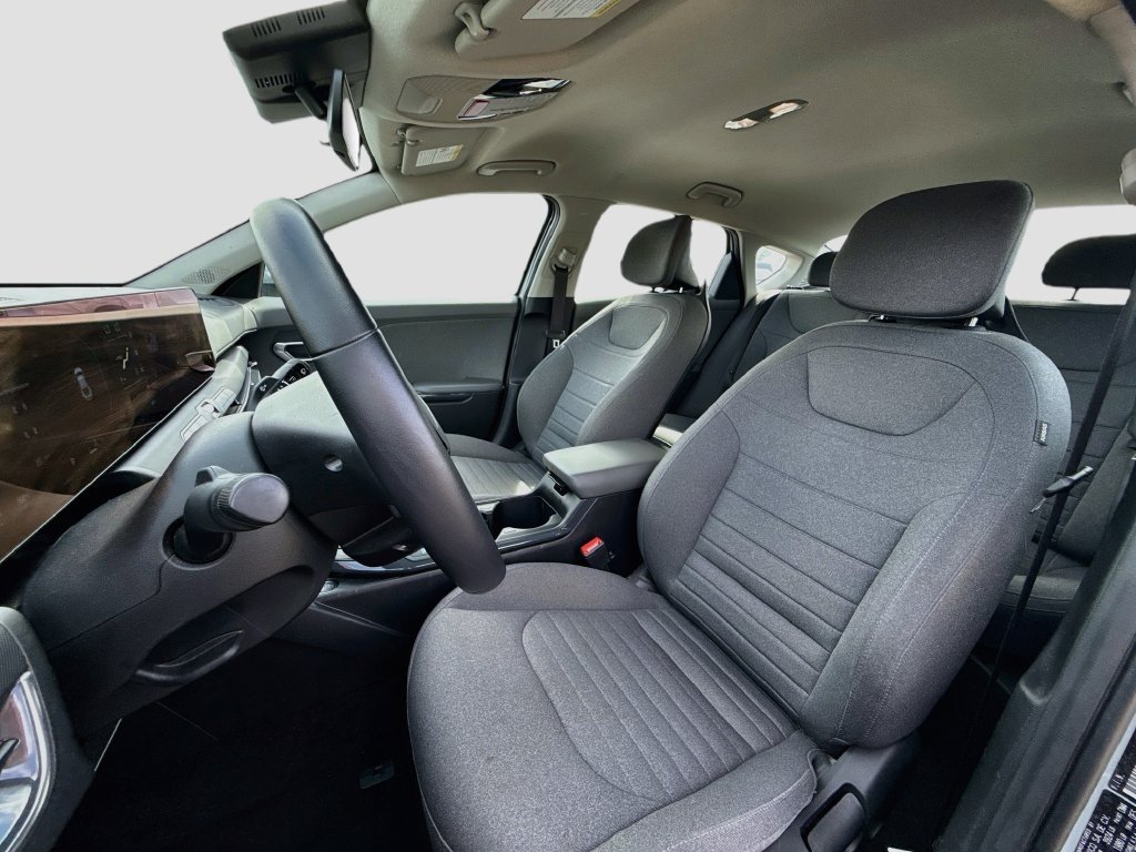 Used 2025 Kia K4 EX FWD image 9