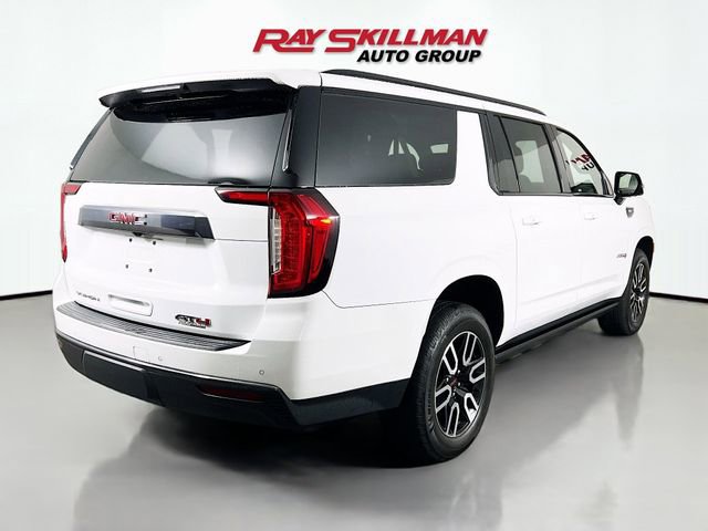 Used 2023 GMC Yukon XL AT4 w/ Technology Package AWD/4WD image 7