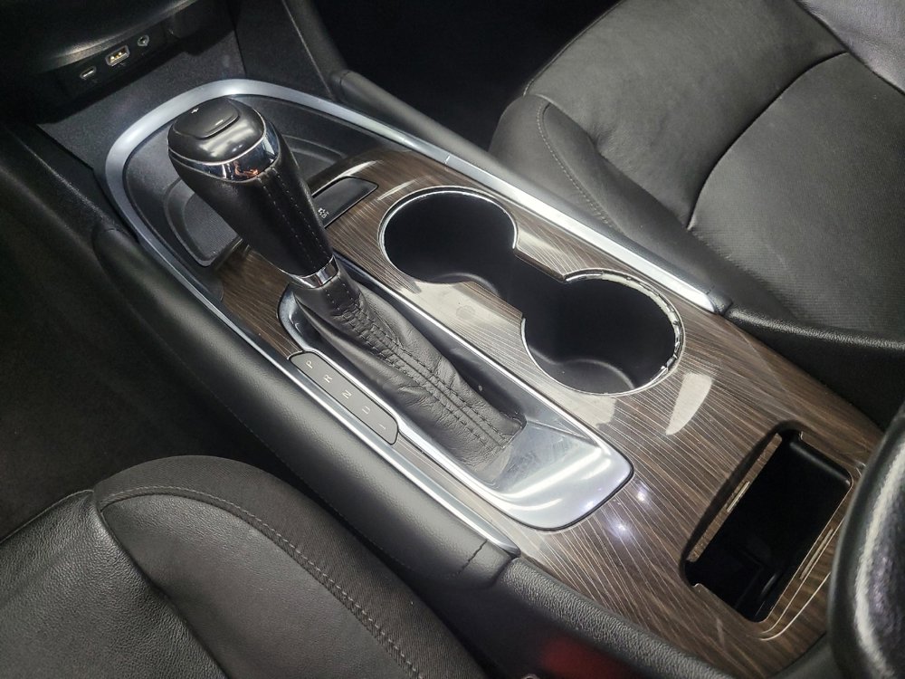 Used 2020 Chevrolet Malibu Premier image 26