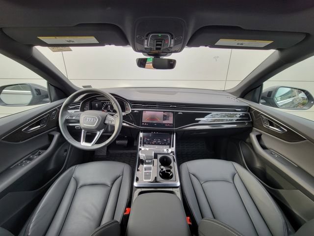 Used 2025 Audi Q8 Premium w/ Convenience Package image 20