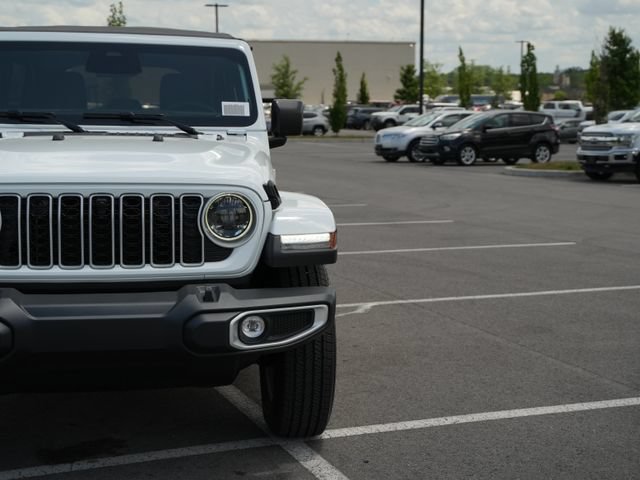 New 2026 Jeep Wrangler Unlimited Sahara AWD/4WD image 43