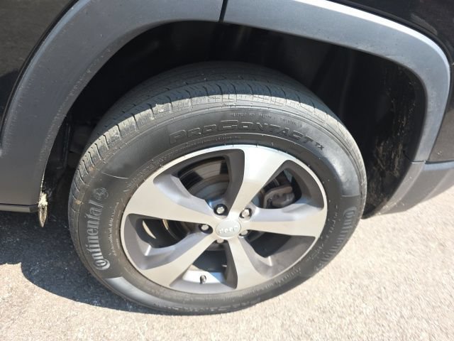 Used 2021 Jeep Cherokee Limited AWD/4WD image 27