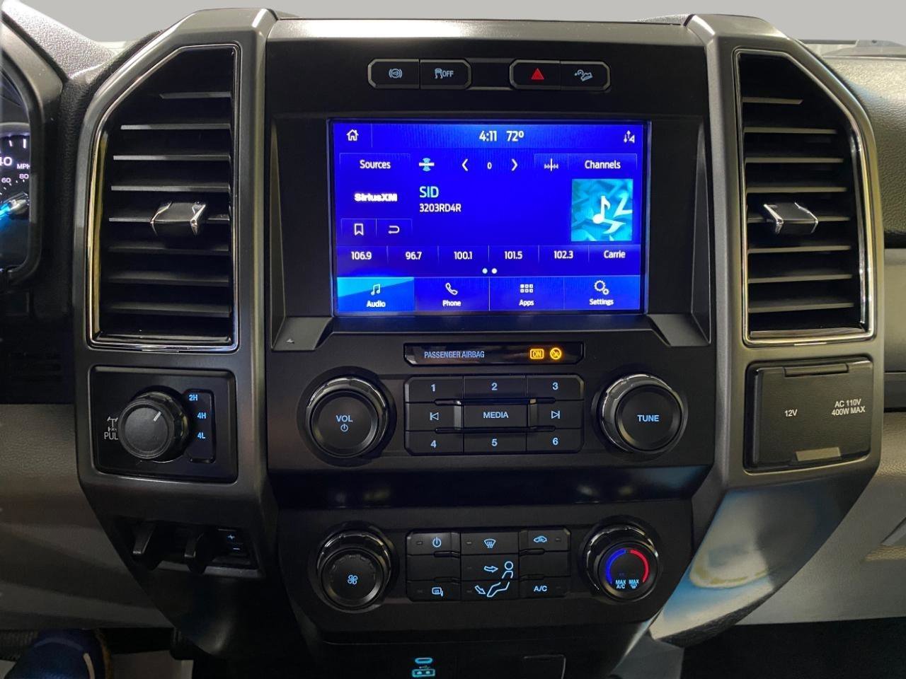 Used 2021 Ford F250 XLT w/ FX4 Off-Road Package image 15