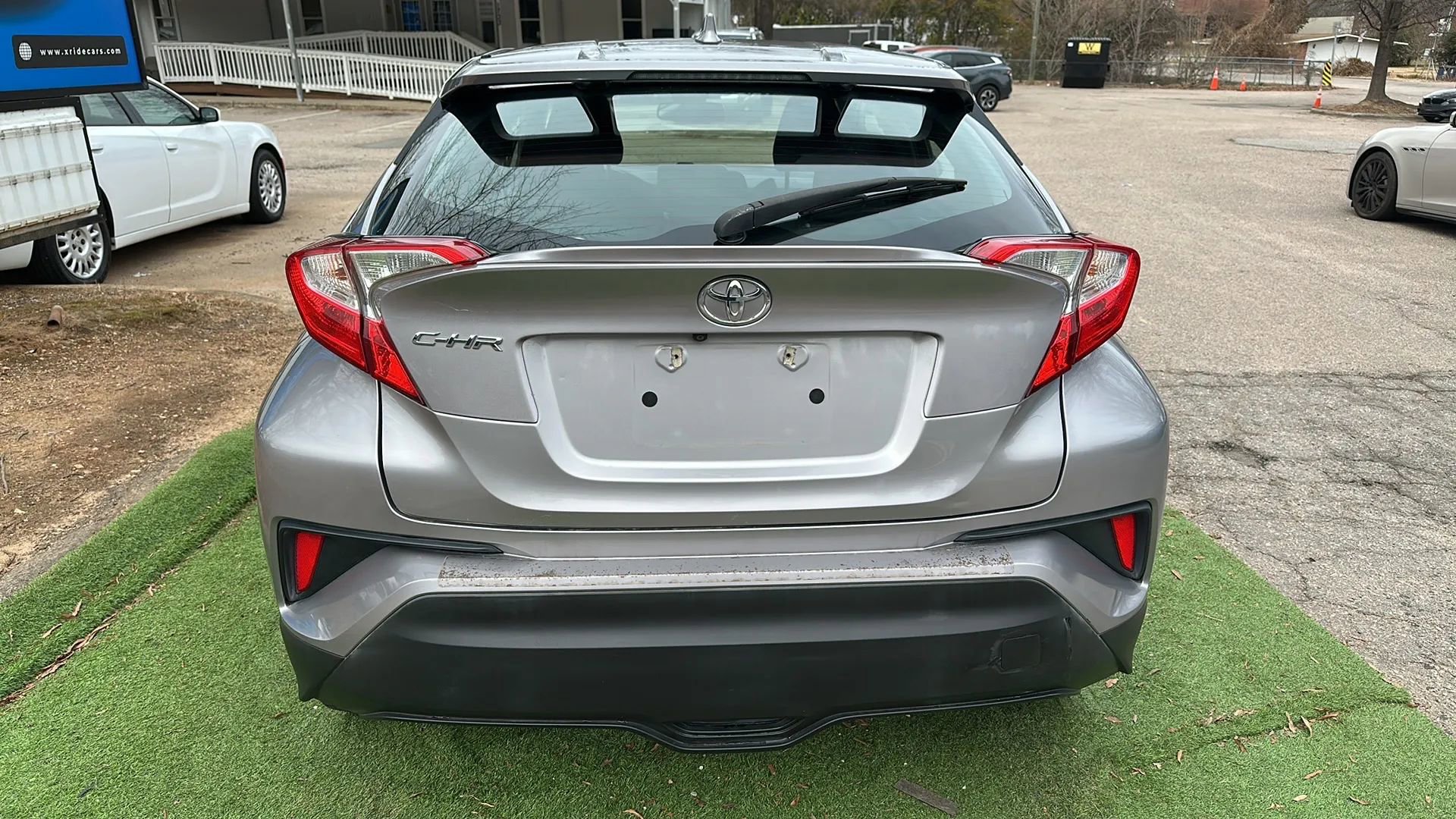 Used 2018 Toyota C-HR image 7