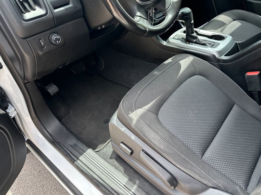 Used 2020 Chevrolet Colorado LT RWD image 18