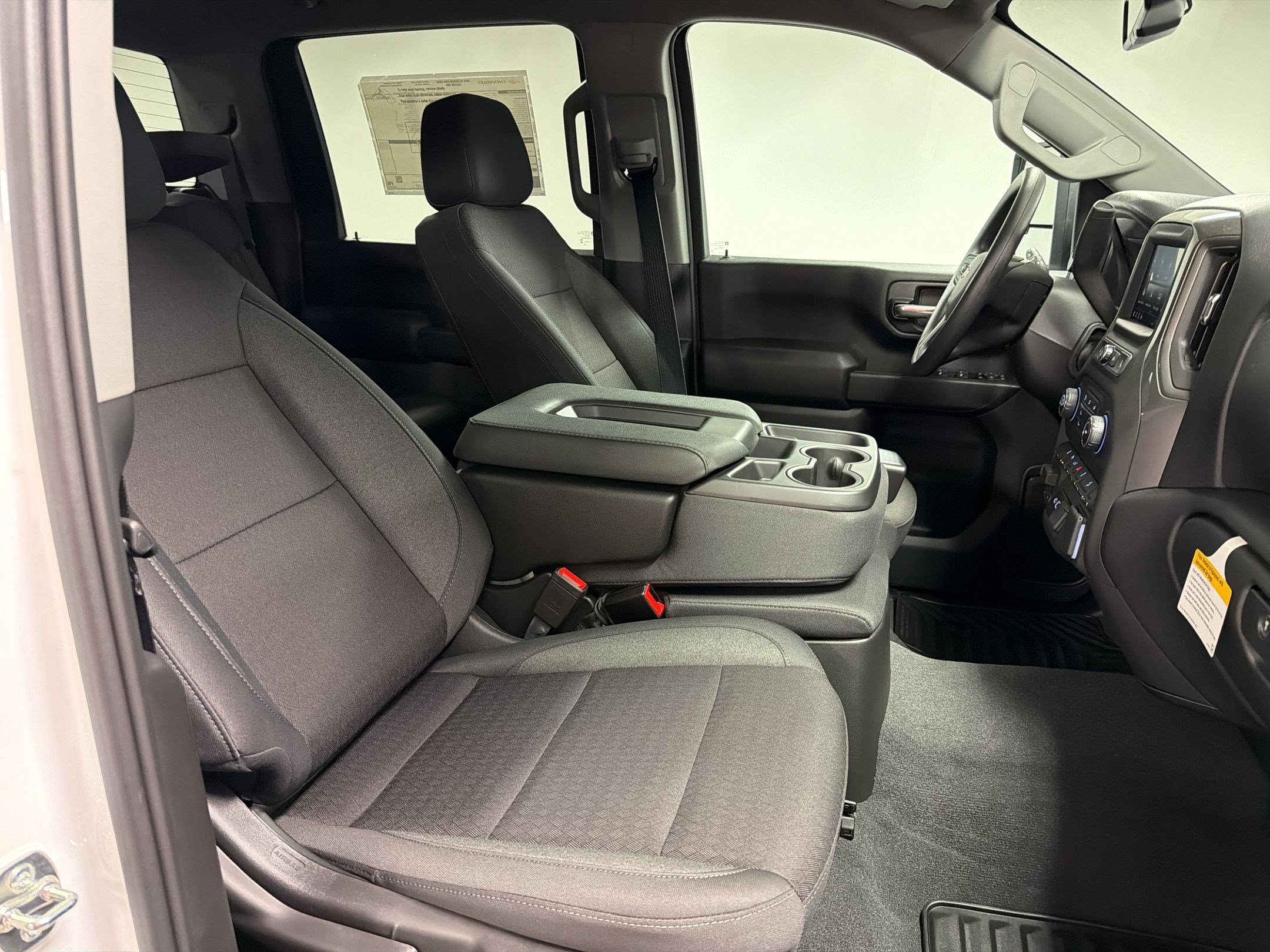 New 2026 Chevrolet Silverado 2500 Custom w/ Custom Value Package AWD/4WD image 24