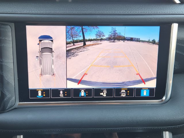 Used 2021 GMC Yukon XL Denali w/ Denali Premium Package AWD/4WD image 19