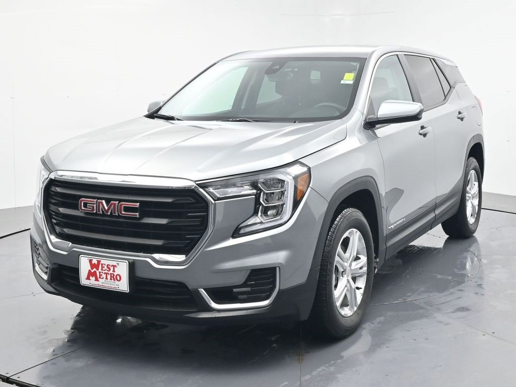 Certified 2024 GMC Terrain SLE image 2