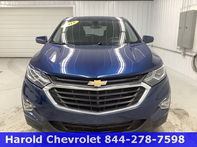 Used 2019 Chevrolet Equinox LT image 2