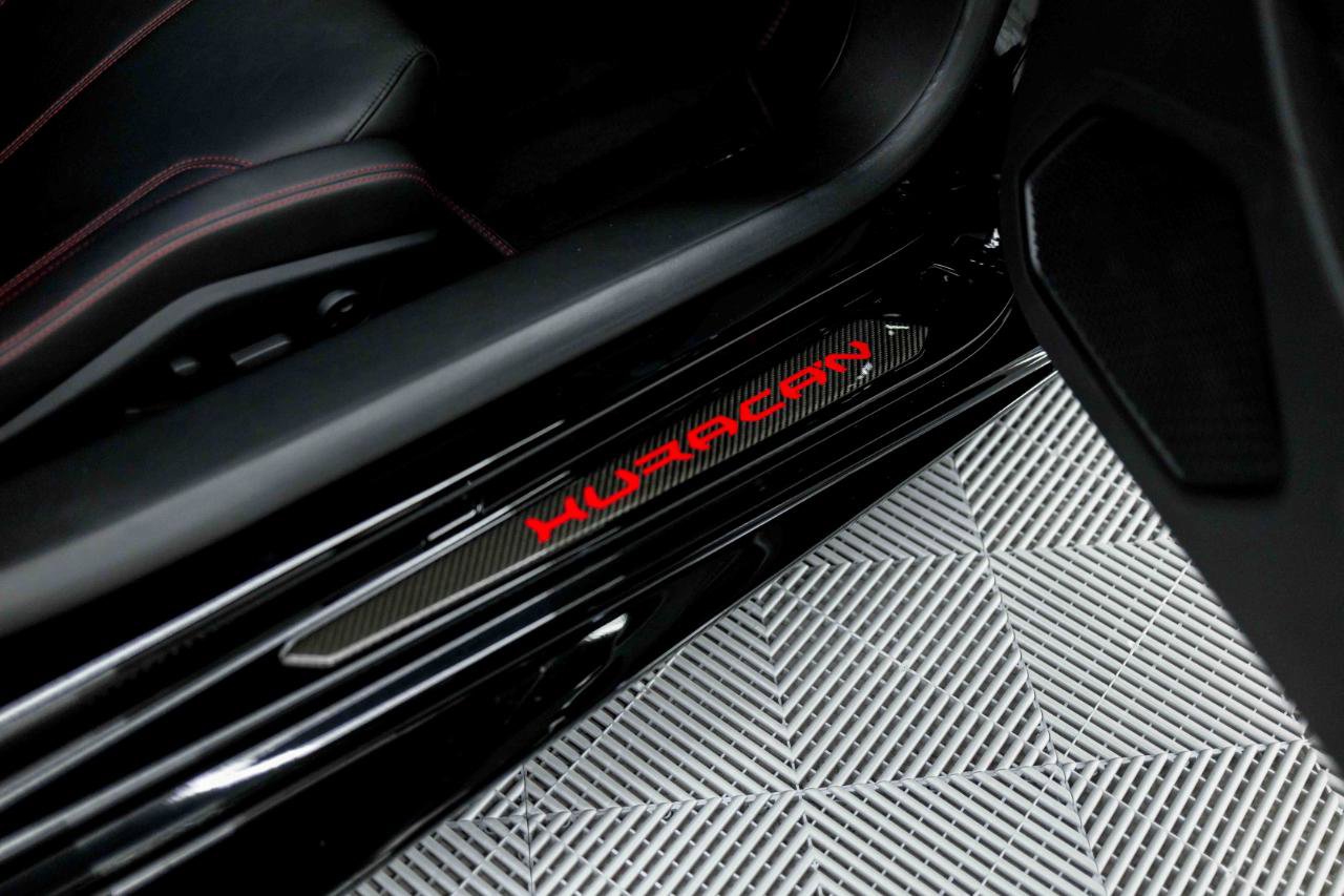 Used 2015 Lamborghini Huracan LP 610-4 image 46