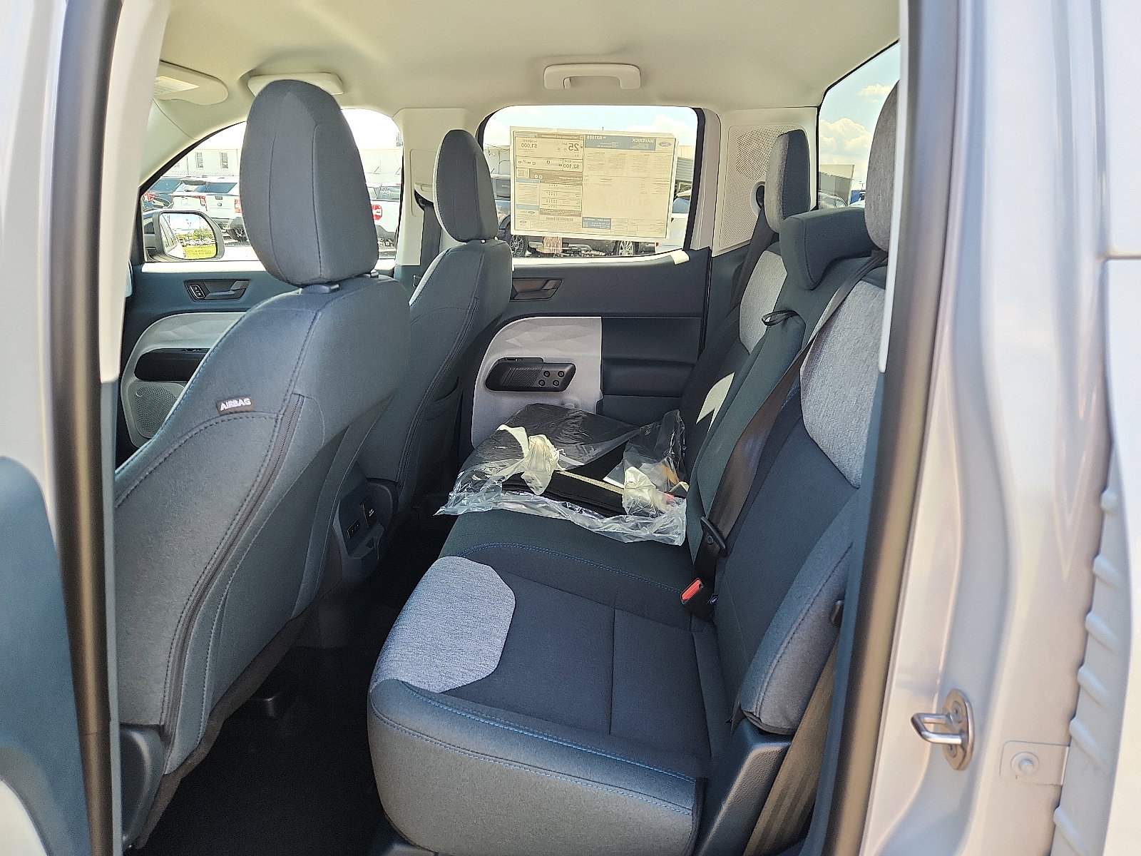 New 2025 Ford Maverick XLT w/ XLT Luxury Package image 6