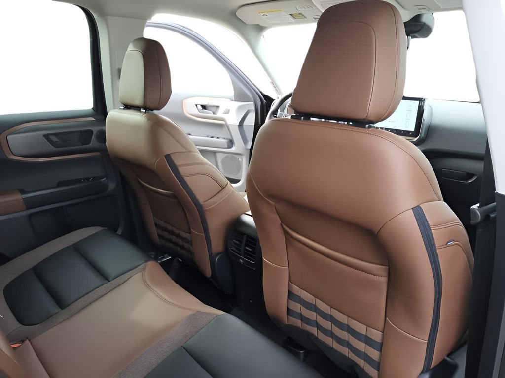 New 2025 Ford Bronco Sport Outer Banks w/ Outer Banks Tech Package+ AWD/4WD image 35