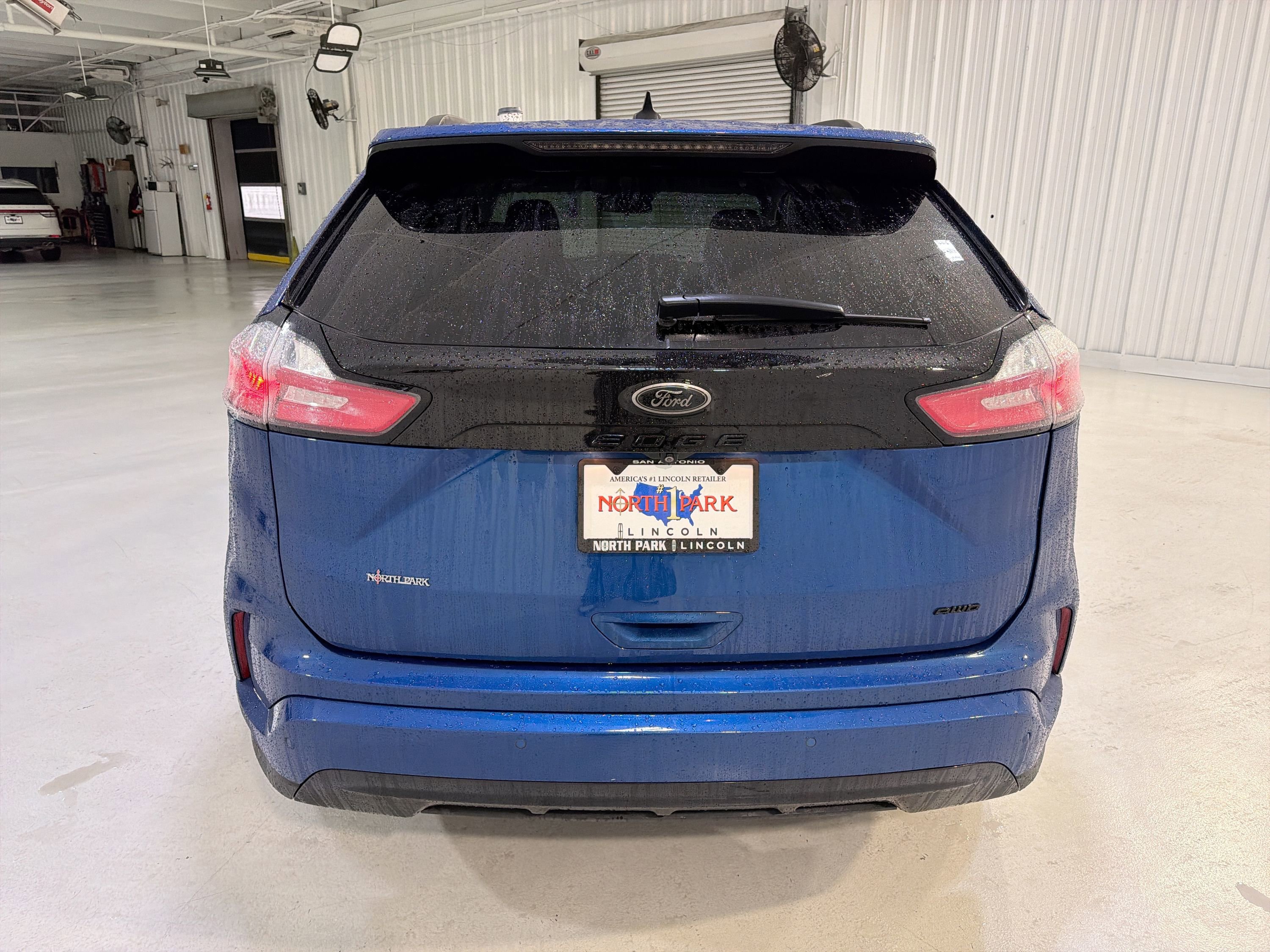 Used 2022 Ford Edge SE w/ Black Appearance Package image 25