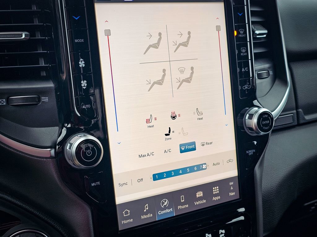 New 2026 RAM 1500 4x4 Crew Cab image 24